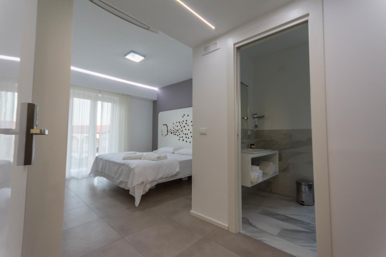 Aether Suites Tropea - Free Private Parking ภายนอก รูปภาพ