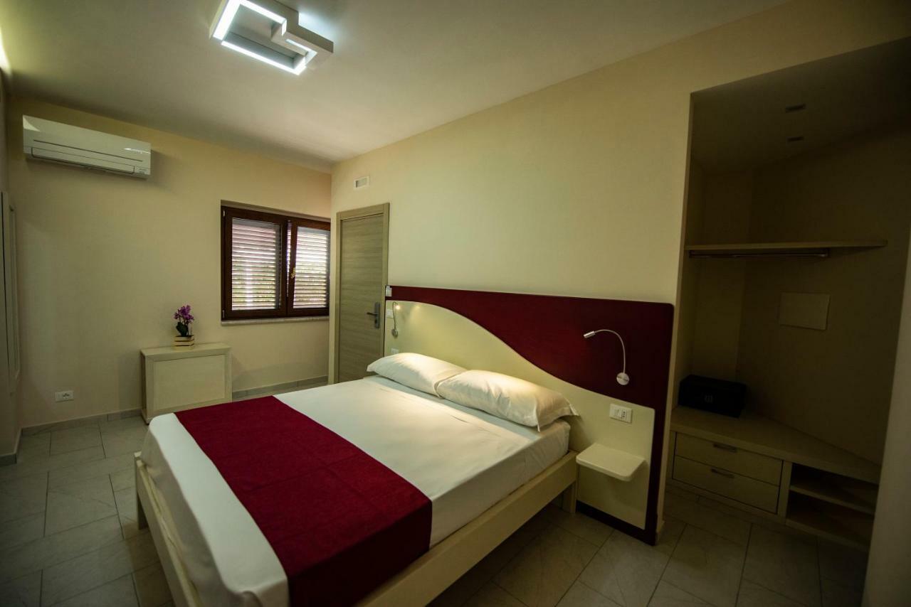 Aether Suites Tropea - Free Private Parking ภายนอก รูปภาพ