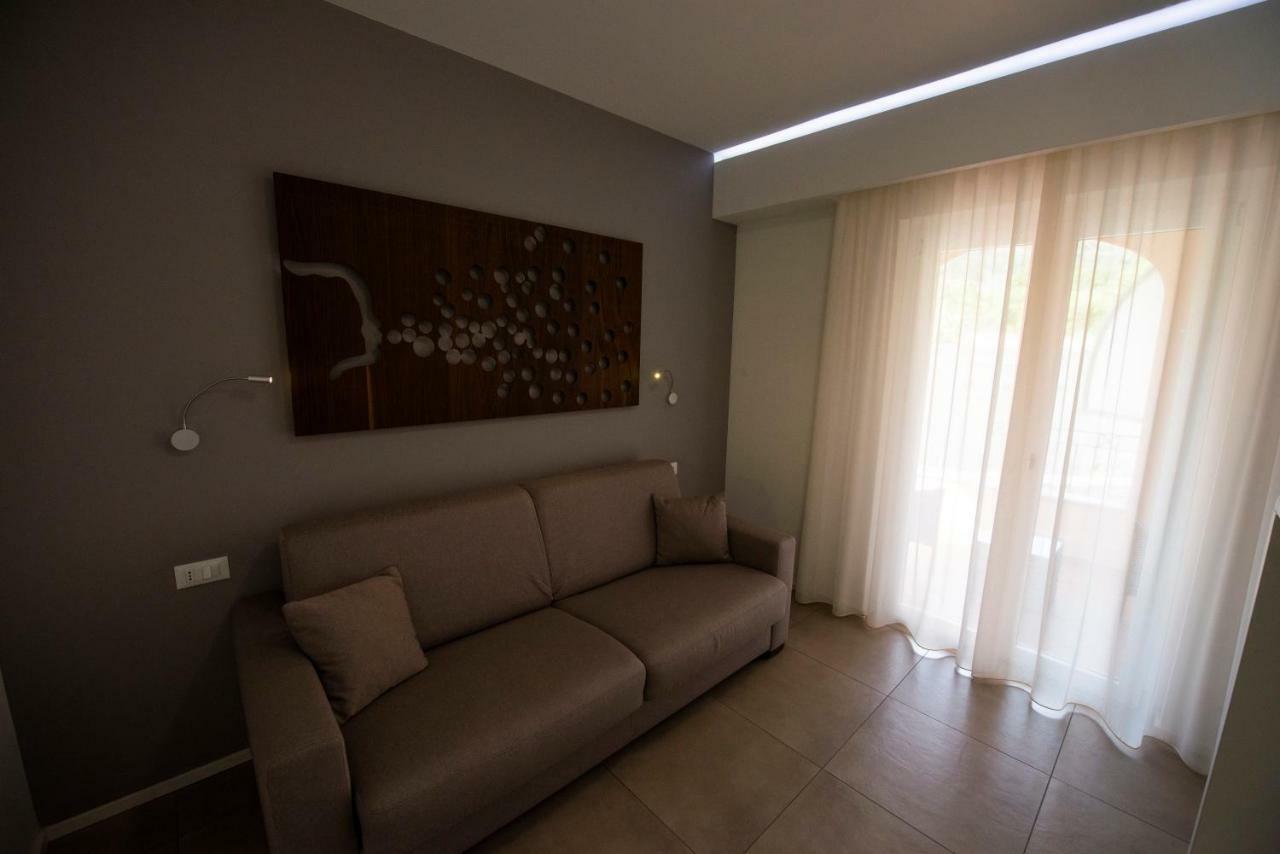 Aether Suites Tropea - Free Private Parking ภายนอก รูปภาพ